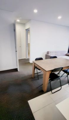 2 beds 2 bath - Photo 1