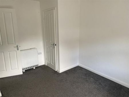 2 bedroom semi-detached house to rent - Photo 3