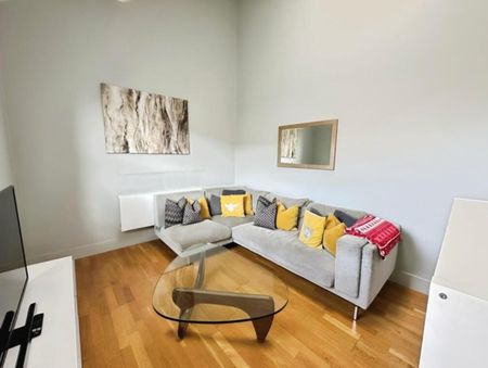 2 Bed Terraced House, Fir Street, M6 - Photo 2