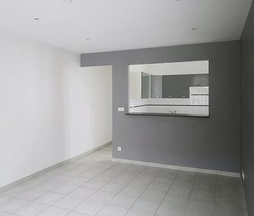 Appartement à louer - REIMS- RUE MACQUART - Photo 3