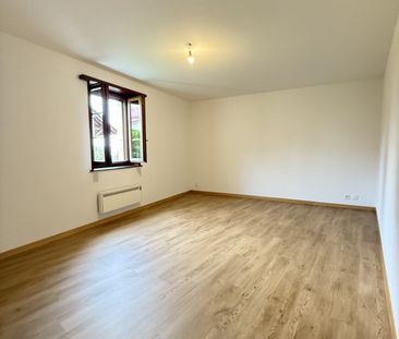 Bel appartement rénové avec jardin privatif - Photo 2