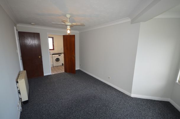 8 Tannadice Court, , Dundee - Photo 1