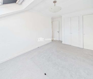 Oakwood Road, Bricket Wood, AL2 - Photo 1