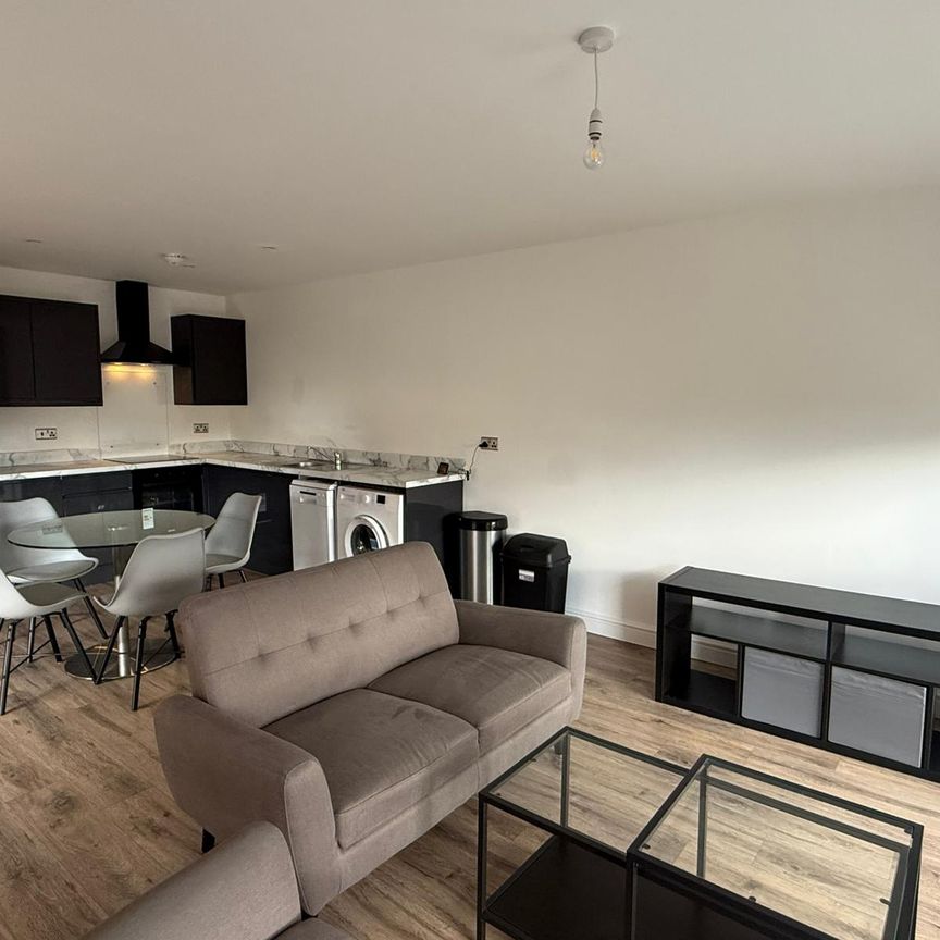2 bedroom apartment to rent Park Terrace, Liverpool, L22 - Photo 1