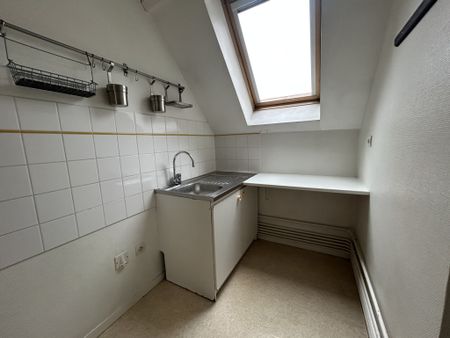 Location Appartement 3 pièces 59m² REIMS 51100 - Photo 2