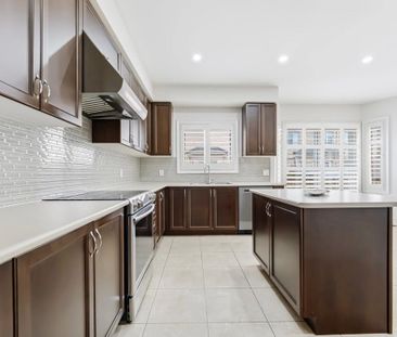 For Lease - 221 Etheridge Avenue, Milton, Ontario - Photo 6