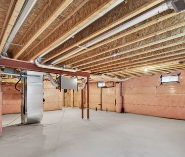 For Lease - 11 Phoenix Boulevard, Barrie, Ontario - Photo 2