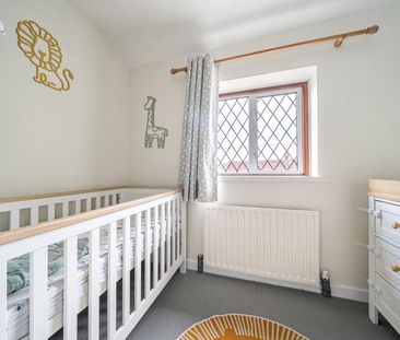 Gosden Hill Road, Guildford, GU4 - Photo 1