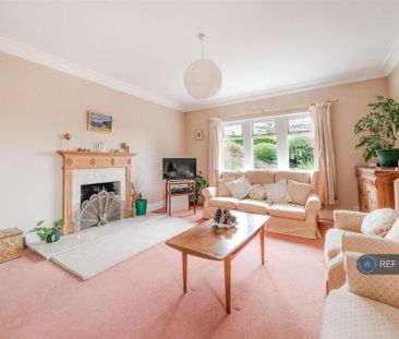 5 bedroom detached house to rent - Photo 5