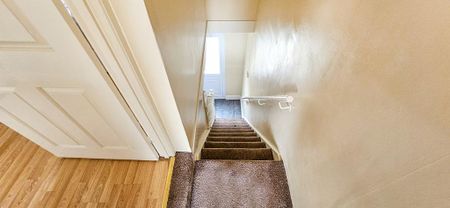 2 bedroom terraced house to rent - Photo 4