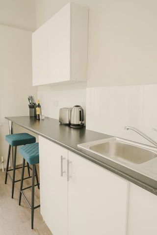 Studio Flat, Linden Mansions, N6 - Photo 4