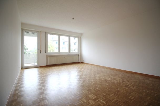 "Grosszügige 2 1/2 Zimmerwohnung mit Ausblick" - Foto 1
