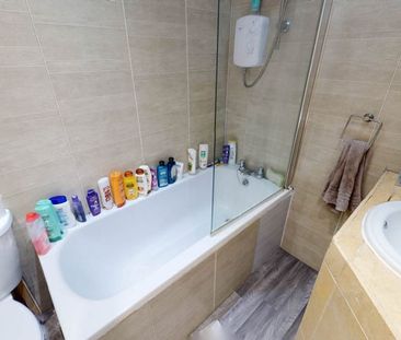 12 Ebor Mount, Leeds, LS6 1NS - Photo 5