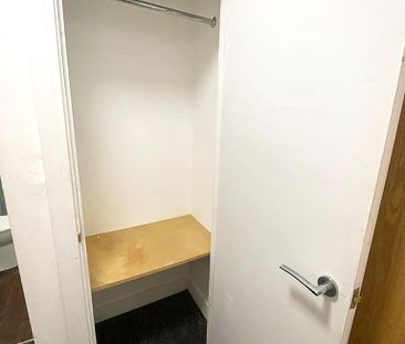 Studio to rent - Photo 6