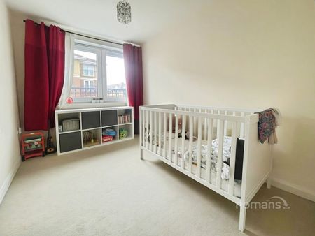 2 bedroom apartment to rent - Photo 3