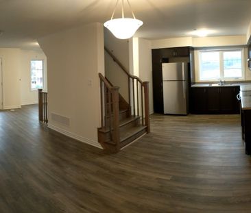 For Lease - 103 Howe Avenue, Toronto, Ontario - Photo 2