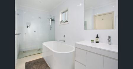 Private family haven in natural setting - Photo 5