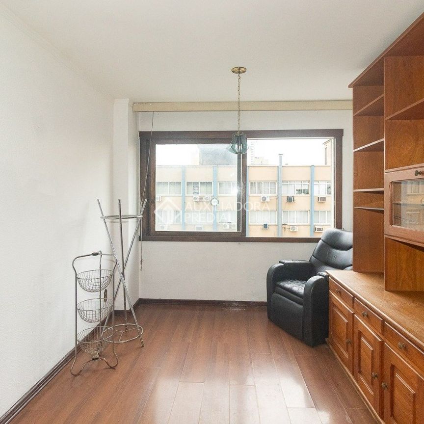 Apartamento com 1 quarto e 46m² para alugar em Independência, Porto Alegre. - Foto 1