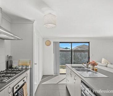 39 Grandis Drive, Baldivis, WA 6171 - Photo 1