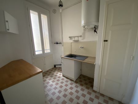 À louer – T2 lumineux au centre-ville de Toulon (Rue Gimelli) - Photo 3