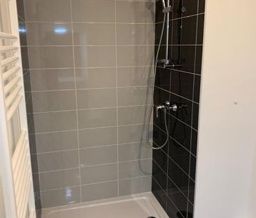 Location Appartement 2 pièces 46m² CLERMONT FERRAND 63000 - Photo 2