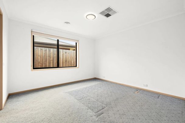 1/2 Willmott Street, Aspendale. - Photo 1