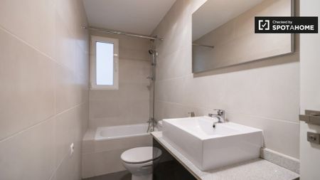 valencia, Valencian Community 46021 - Photo 3