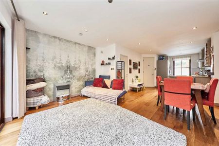 3 bedroom terraced house to rent - Photo 2