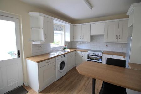 1 Bannview Terrace, Seapatrick, Banbridge, BT32 4NJ - Photo 2