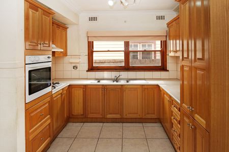 Charming 3-Bedroom Home with Natural Light & Floorboards in Reservoir - Photo 2