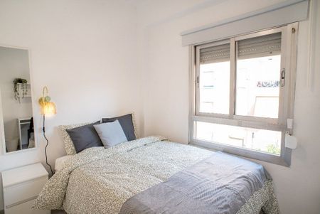 Carrer de Sant Lluís Bertran, Torrent, Valencian Community 46900 - Photo 4