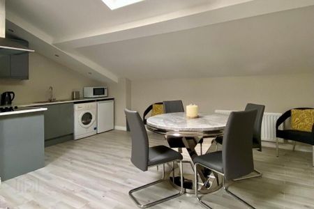 248c Obins Street, Portadown, BT62 1BY - Photo 5