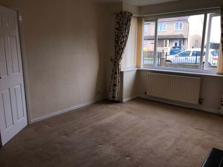 3 bedroom semi-detached house to rent - Photo 2