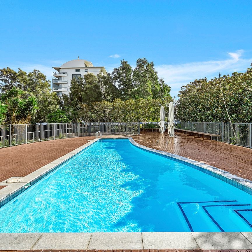 1/4 Bank Street, WOLLONGONG NSW 2500 - Photo 2