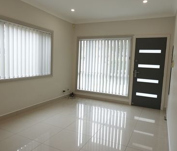 Modern & Quality 4-Bedroom Duplex - Photo 3