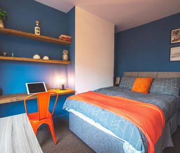 4 bedroom semi-detached house to rent - Photo 1