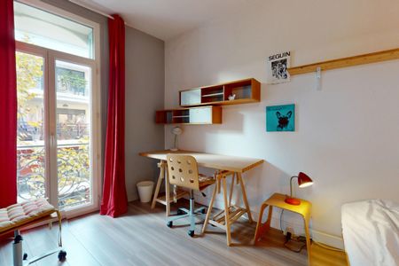 Appartement 4 pièce(s) 113.84 m2 - Photo 2