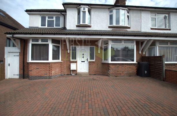 Houlditch Road, Clarendon Park, Leicester, LE2 - Photo 1