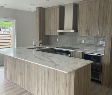 For Lease - 402 The East Mall N/A Unit# 119, Toronto, Ontario - Photo 2