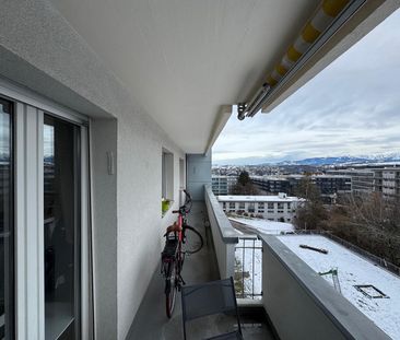 Appartement rénové avec grand balcon - Fribourg - Photo 2