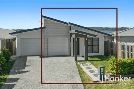 Low Maintenance Living at it's Best! - Photo 4