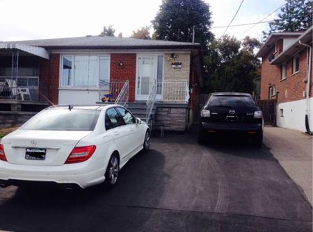 For Lease - 60 Seacliff Boulevard Unit# Upper Unit, Toronto, Ontario - Photo 2