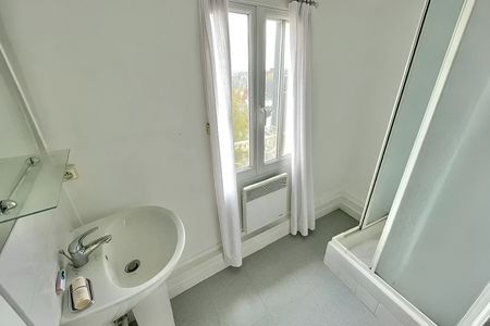 Location Appartement 2 pièces 29m² - Photo 4