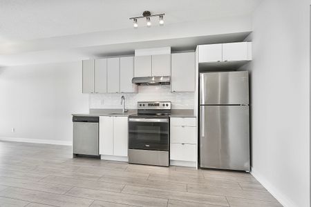 For Lease - 3210 Dakota Common Unit# A203, Burlington, Ontario - Photo 3