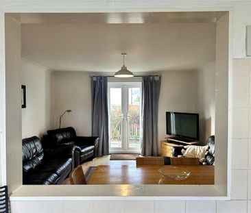 2 bedroom terraced house to rent - Photo 3