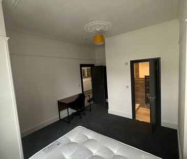 Room in a Shared House, Bristol Hill, BS4 - Photo 2