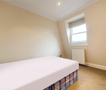 4 bedroom terraced house to rent - Photo 6