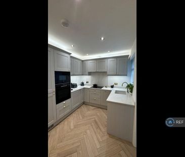 2 bedroom maisonette to rent - Photo 6