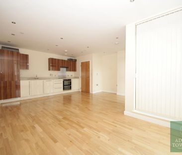2 bedroom flat to rent - Photo 5