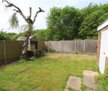 4 bedroom detached house to rent - Photo 1